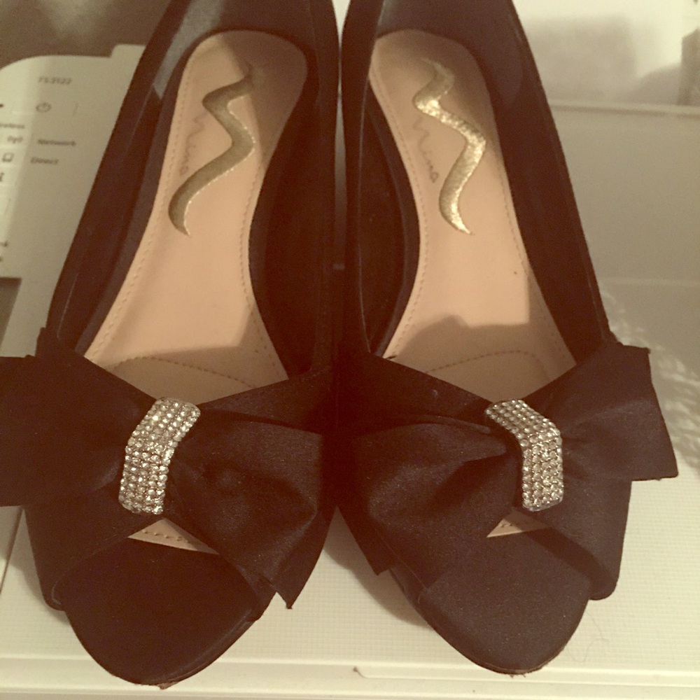 Nina Black Suede Wedges 😍 Gently Used